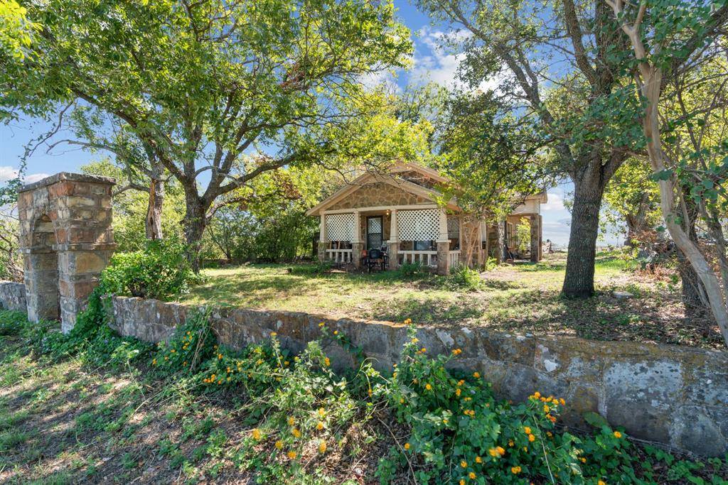 Brock, TX 76087,307 Grindstone Road