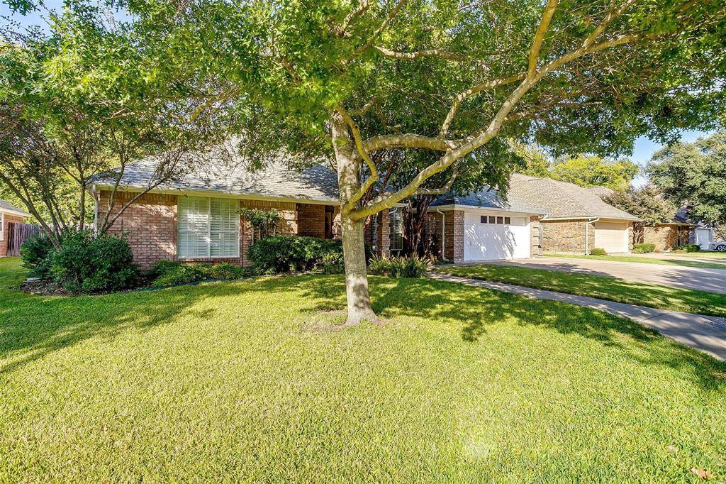 Benbrook, TX 76116,8112 Saddlebrook Drive