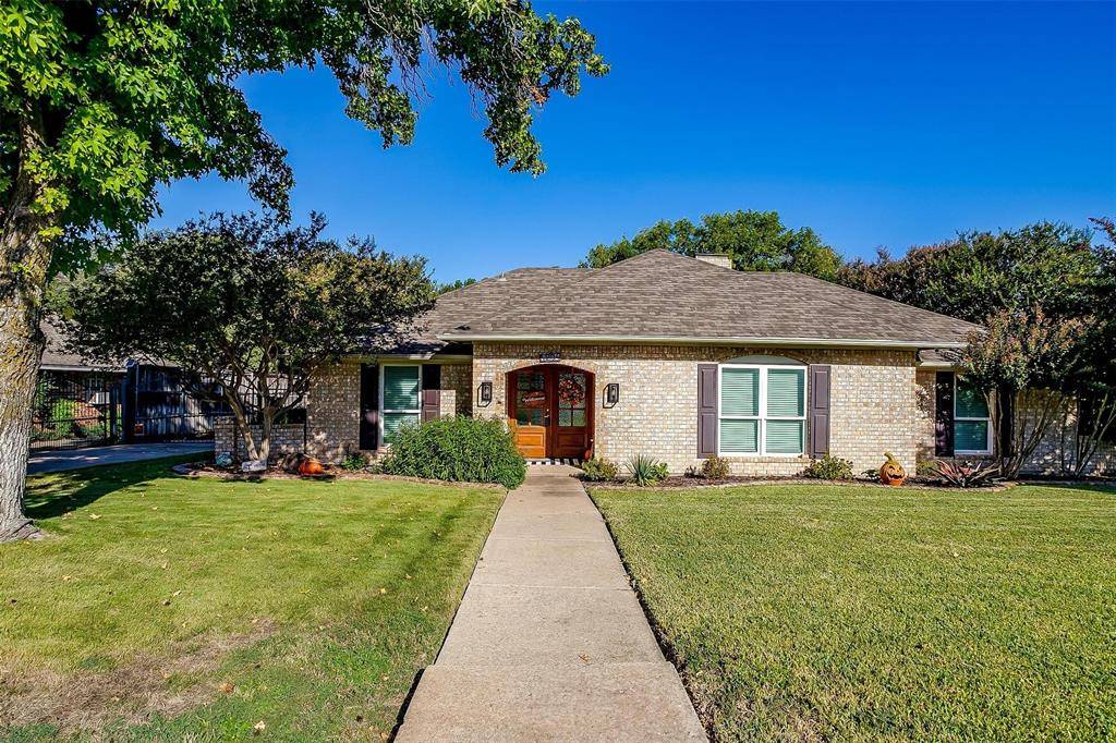 Fort Worth, TX 76133,4204 Buttonwood Road