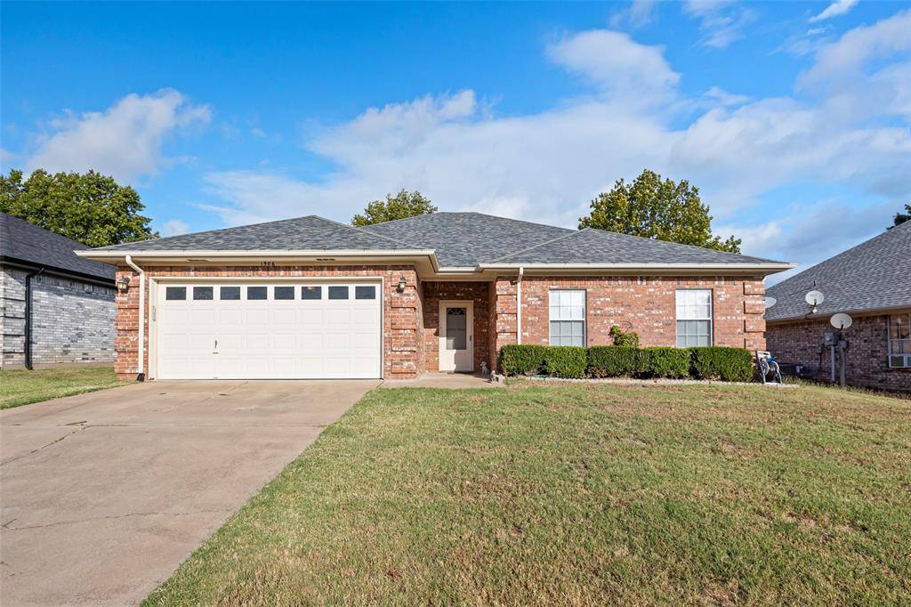 Granbury, TX 76048,1506 Clover Lane