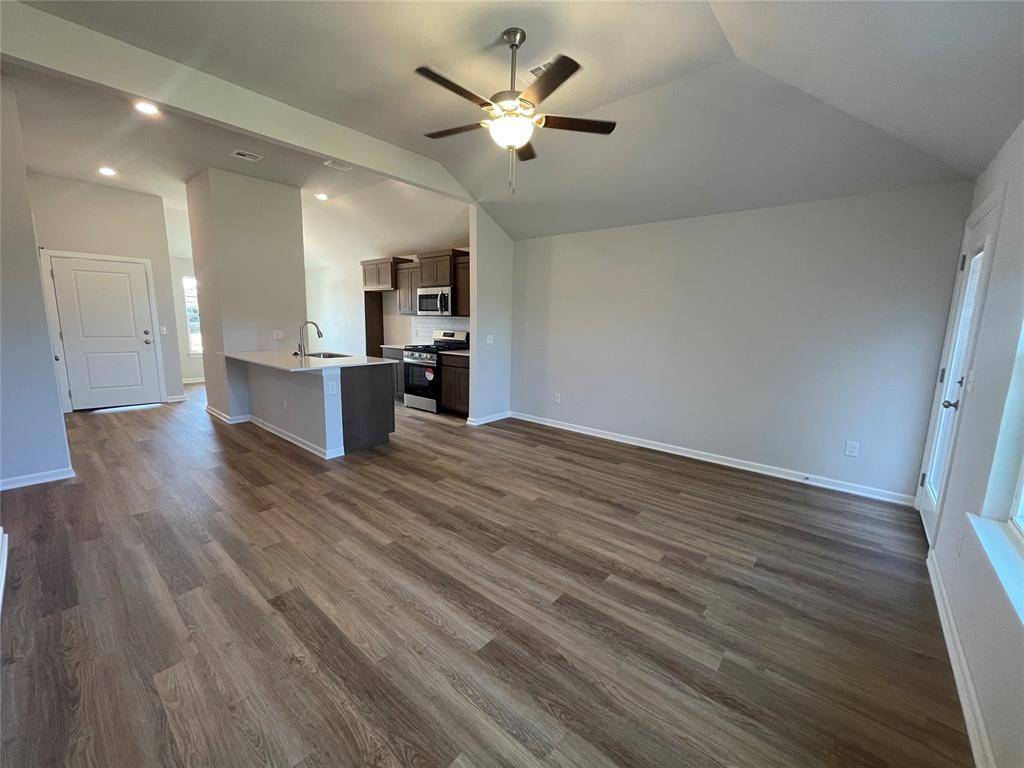 Oklahoma City, OK 73160,9112 Quapaw Creek Trail