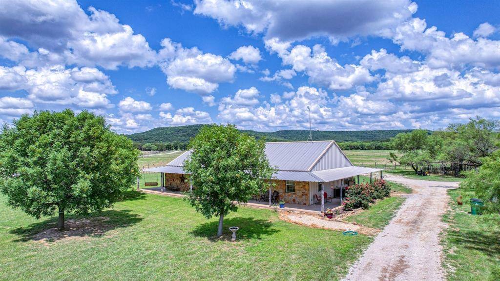 Palo Pinto, TX 76484,530 N Wilson