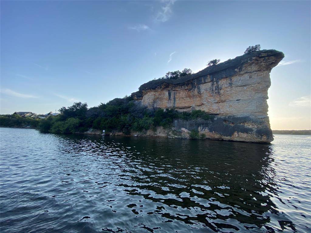 Strawn, TX 76475,108 Hells Gate Point