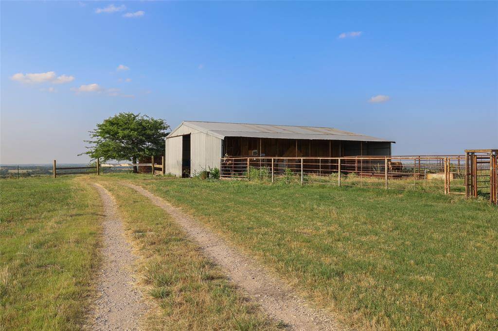 Decatur, TX 76234,5061 County Road 4010