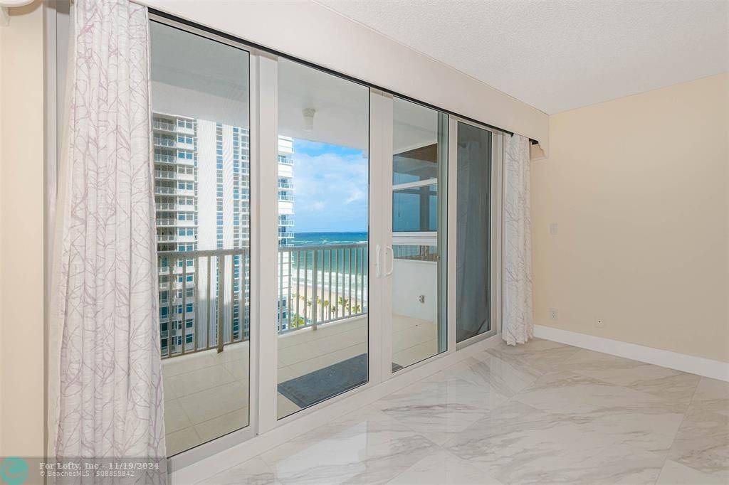 Pompano Beach, FL 33062,1370 S Ocean Blvd  #1206