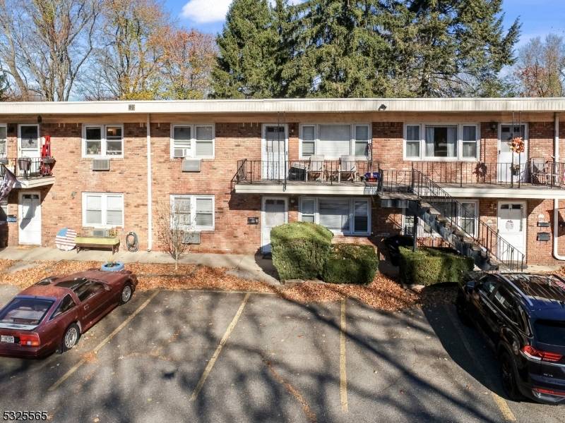 Wanaque Boro, NJ 07465,16 E Belmont Ave #3