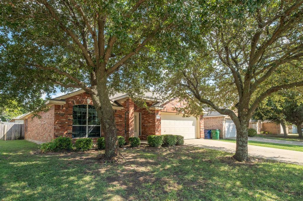 Waxahachie, TX 75167,132 Buckskin Drive