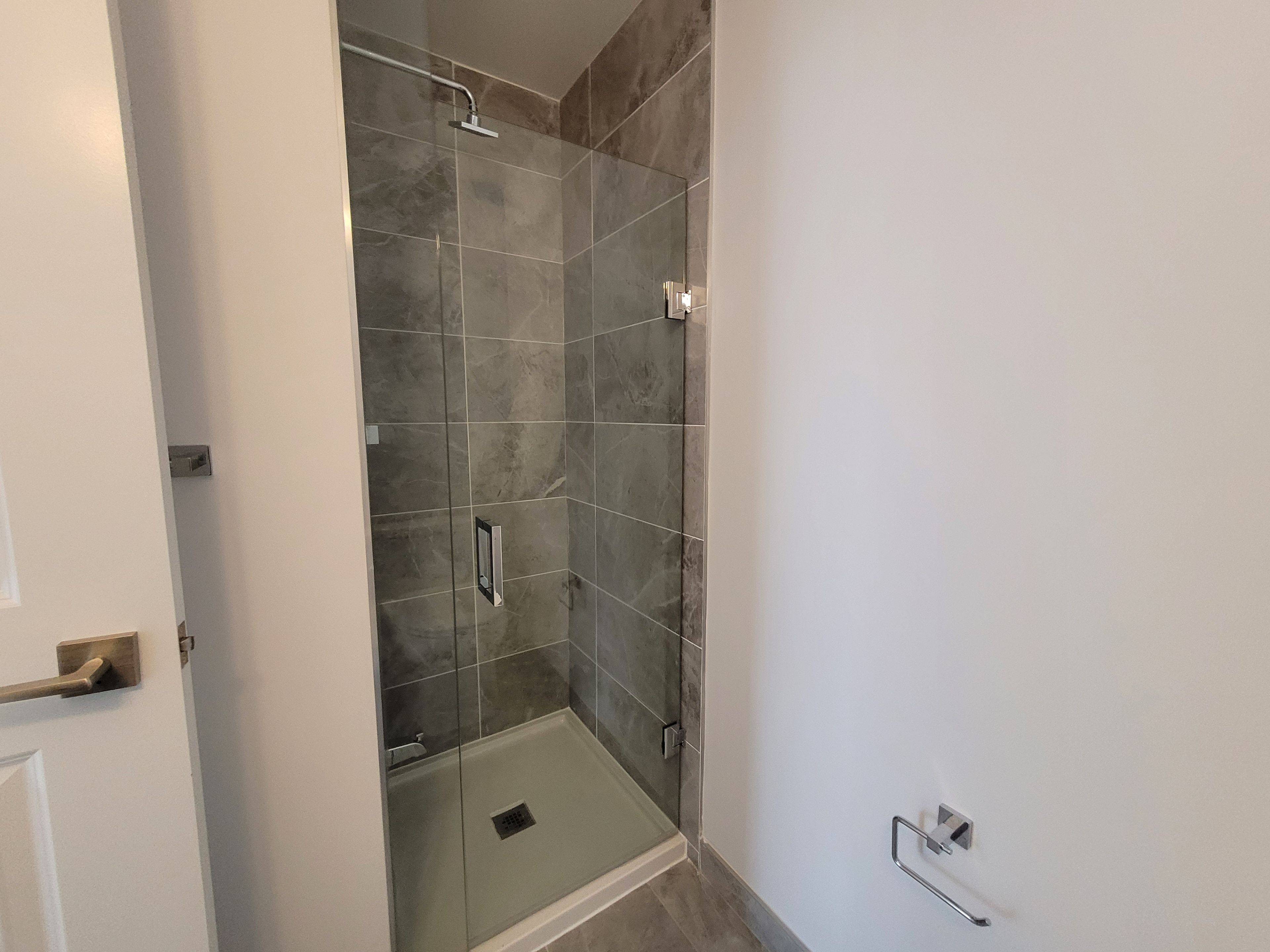 Mississauga, ON L5B 0N6,30 Elm DR #2102