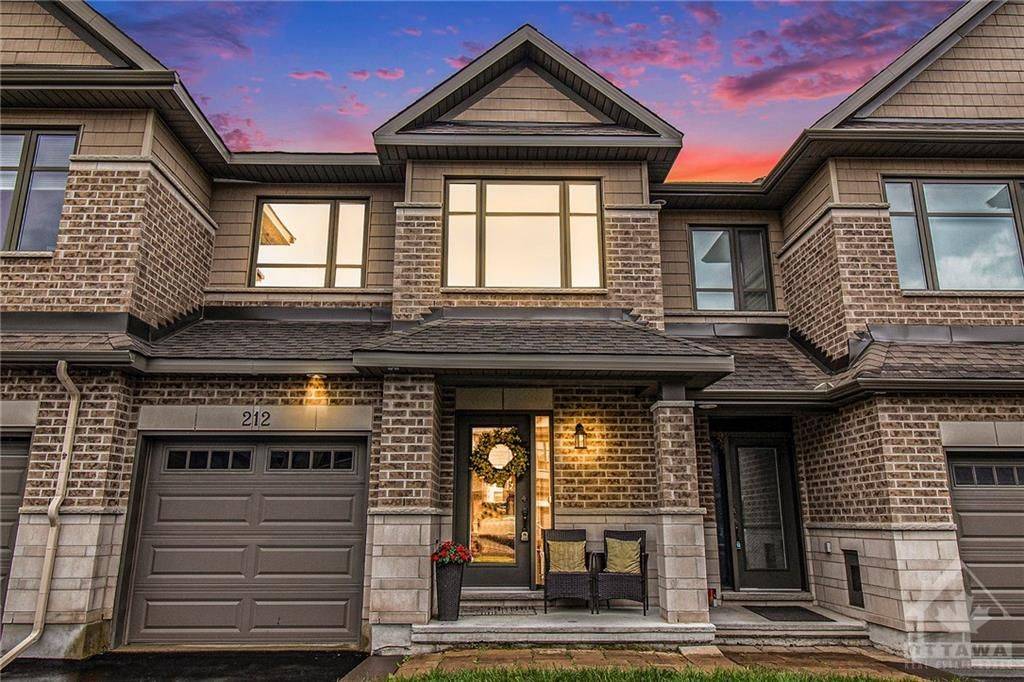 Stittsville - Munster - Richmond, ON K2S 2L8,212 PURCHASE CRES