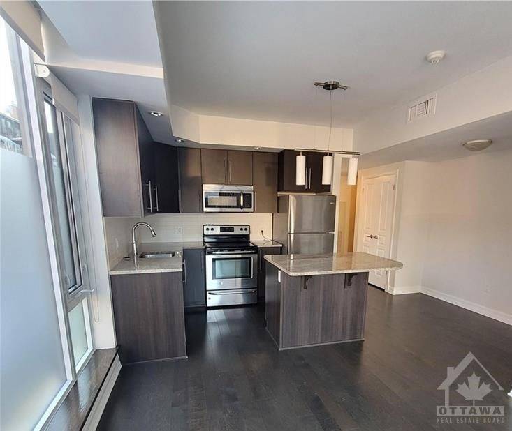 Lower Town - Sandy Hill, ON K1N 6B1,238 BESSERER ST #216