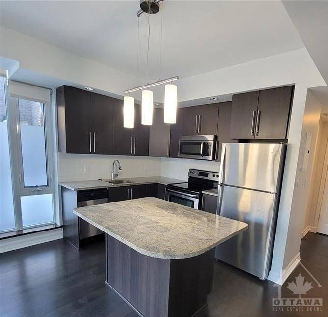 Lower Town - Sandy Hill, ON K1N 6B1,238 BESSERER ST #216