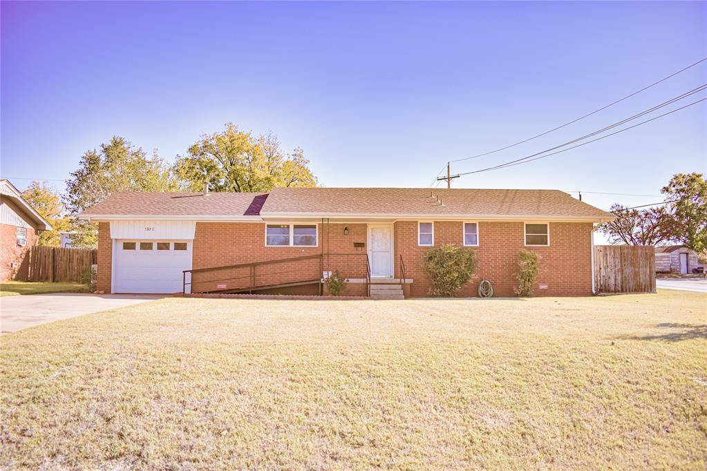 Sayre, OK 73662,1302 N 3rd Street