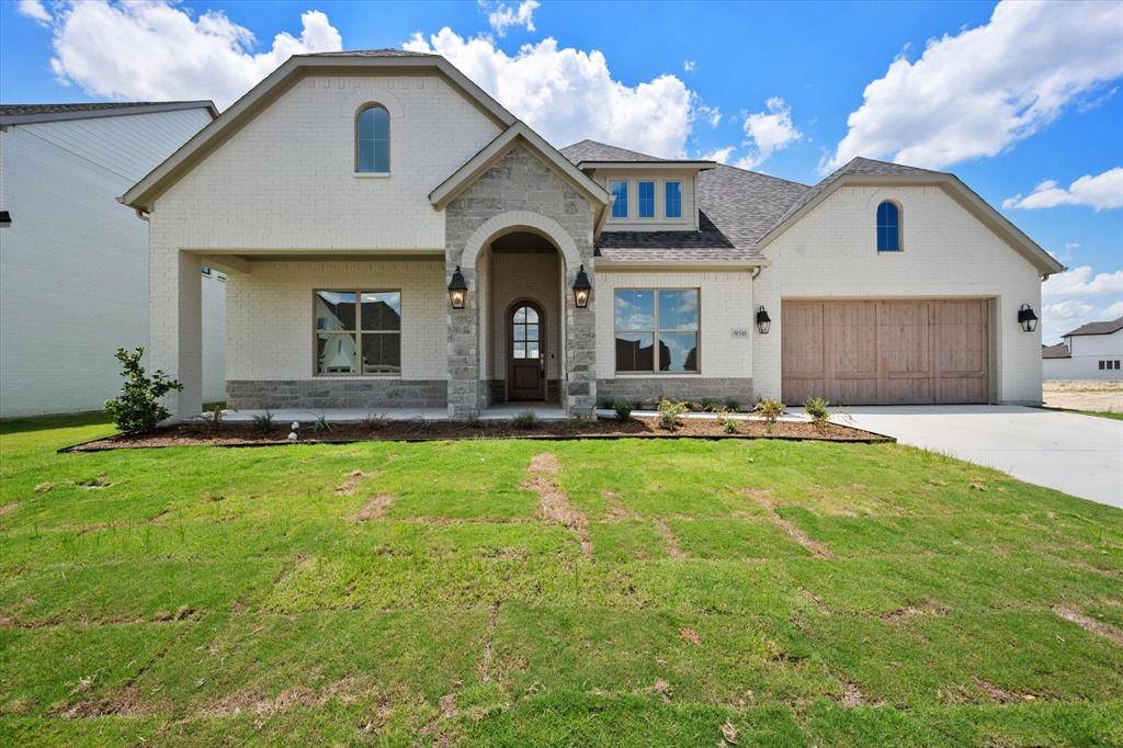 Aledo, TX 76008,950 Highlands Avenue