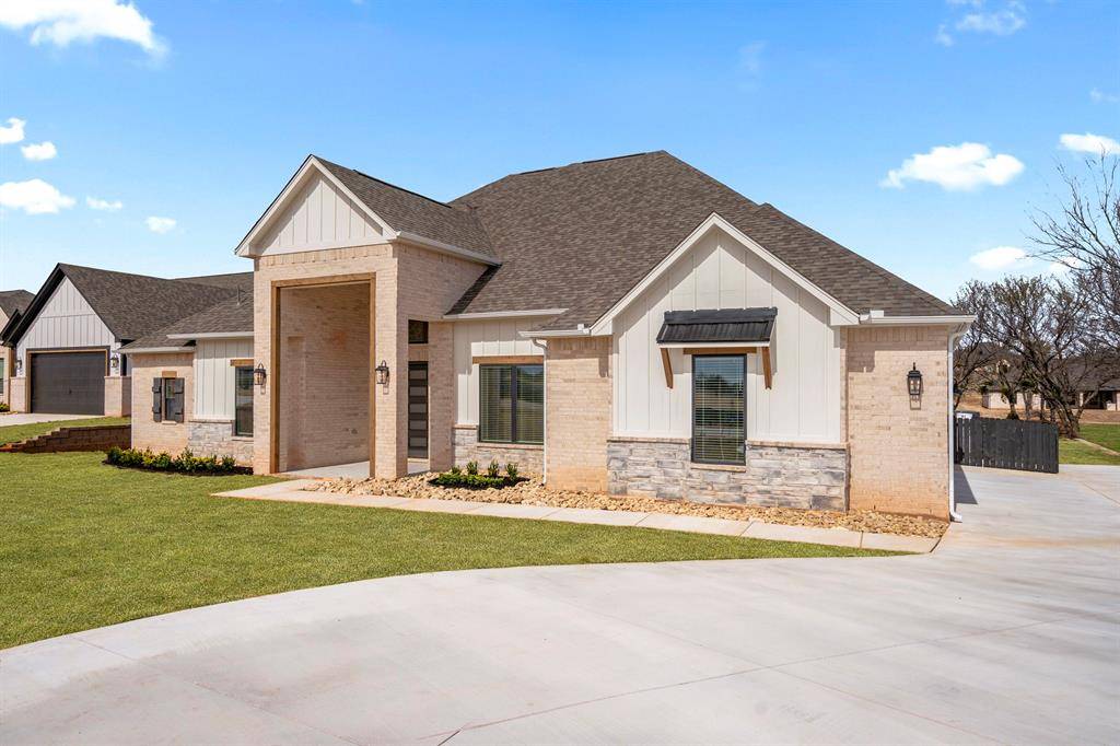 Blanchard, OK 73010,2218 Winter Creek Boulevard