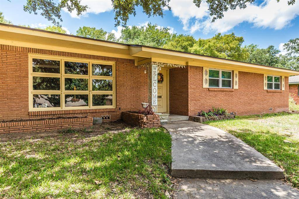 Waco, TX 76710,2324 Wooded Acres Drive