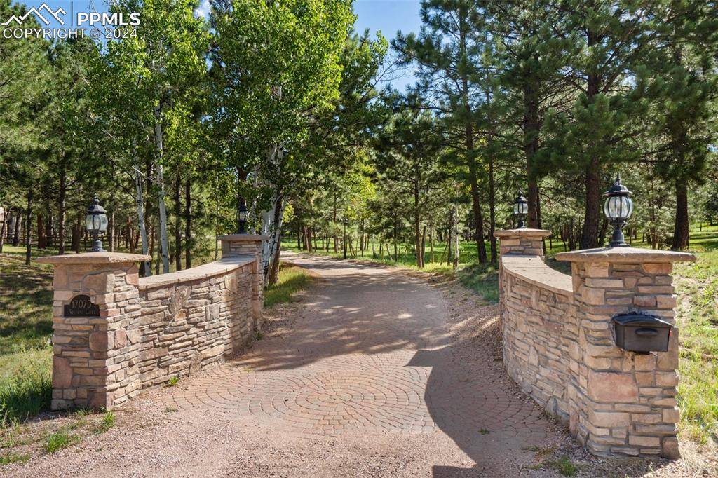 Monument, CO 80132,17075 Viscount CT