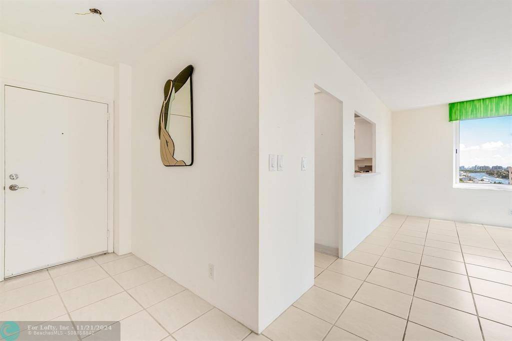 Fort Lauderdale, FL 33308,3233 NE 34th St  #1216