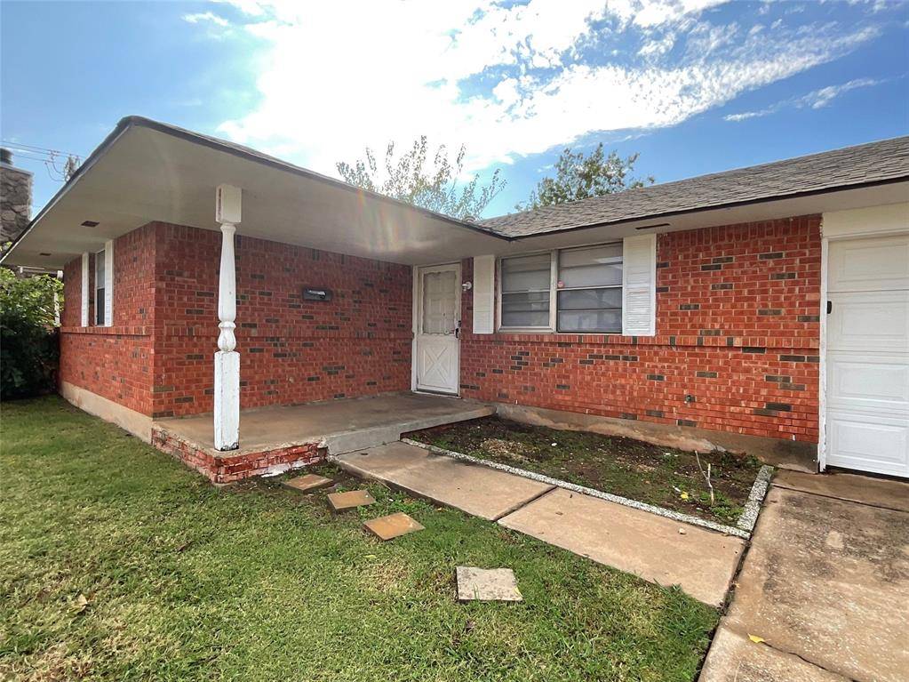 Moore, OK 73160,405 S Bristow Avenue