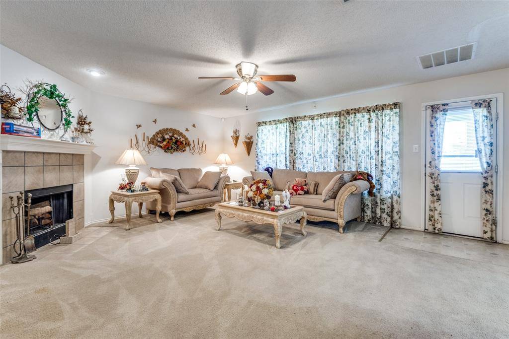 Lancaster, TX 75146,2628 Loch Wood Drive