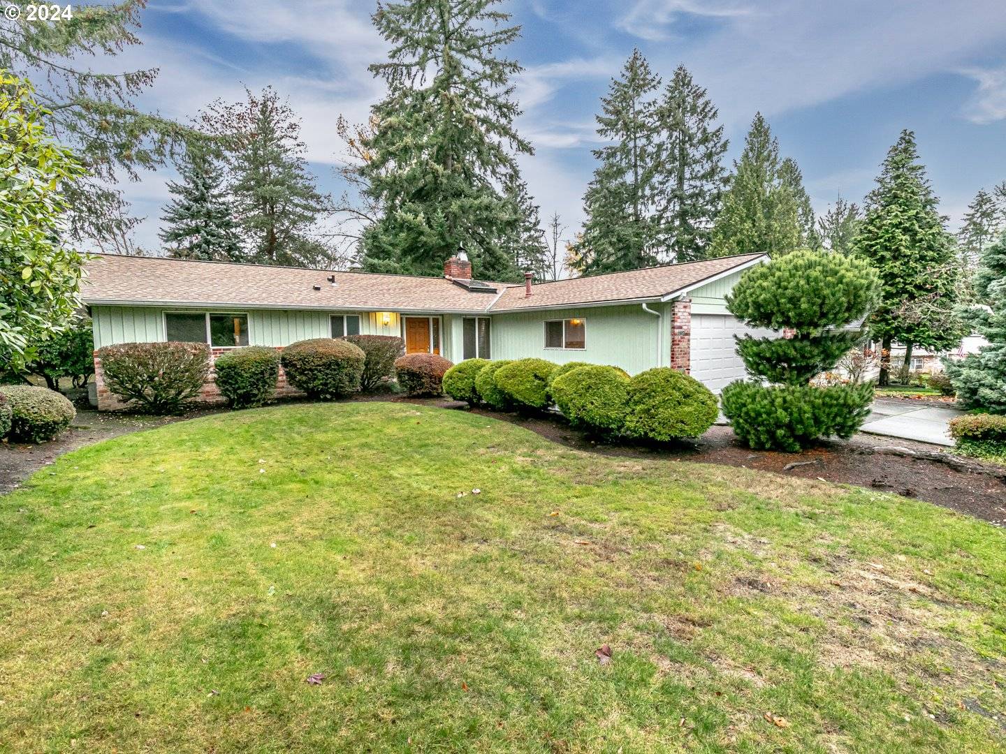 Gresham, OR 97080,2025 SE SPRUCE AVE