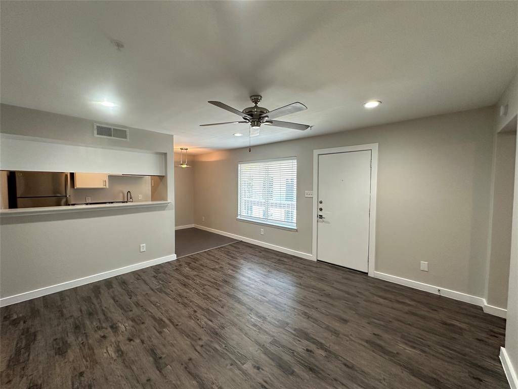 Dallas, TX 75214,5408 Reiger Avenue #303