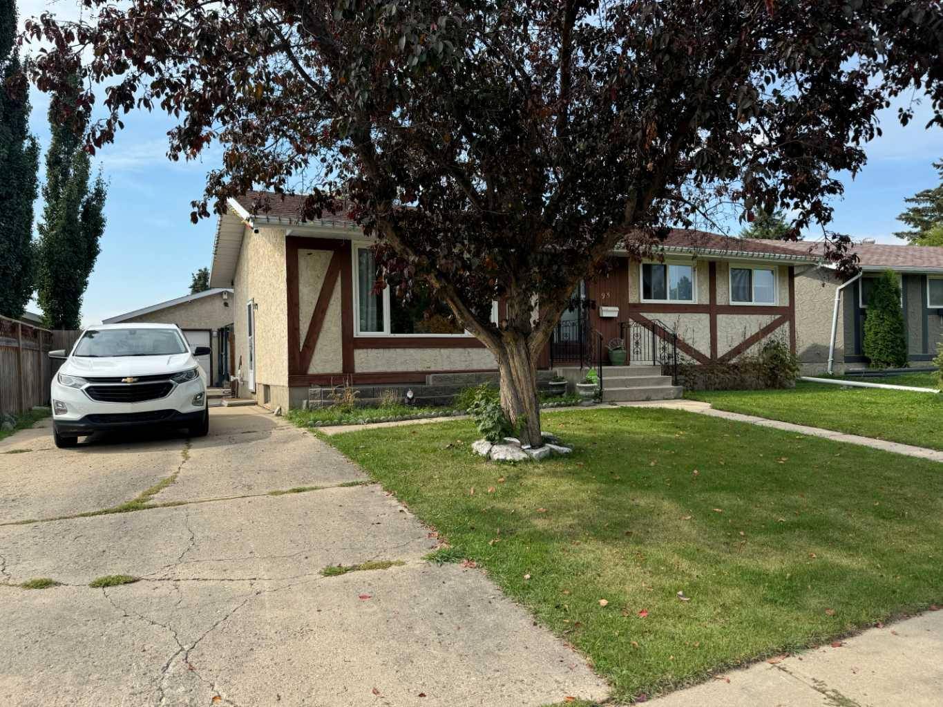 Red Deer, AB T4P 1R2,95 Norris Close