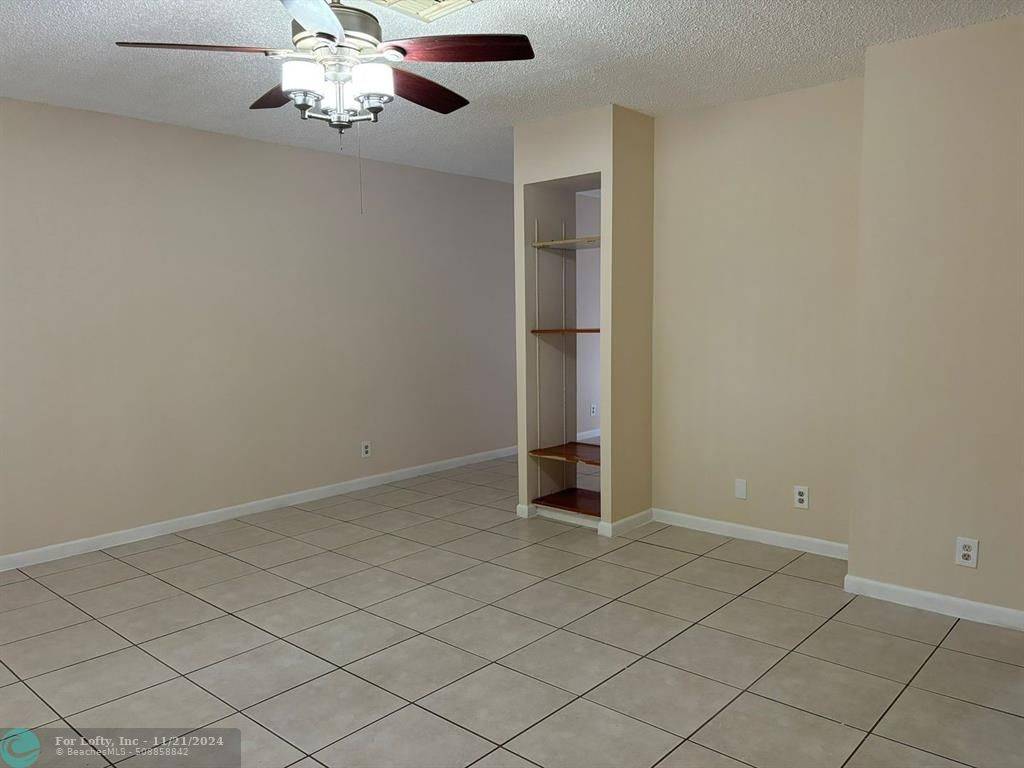 Coral Springs, FL 33065,10511 NW 43rd Ct  #2