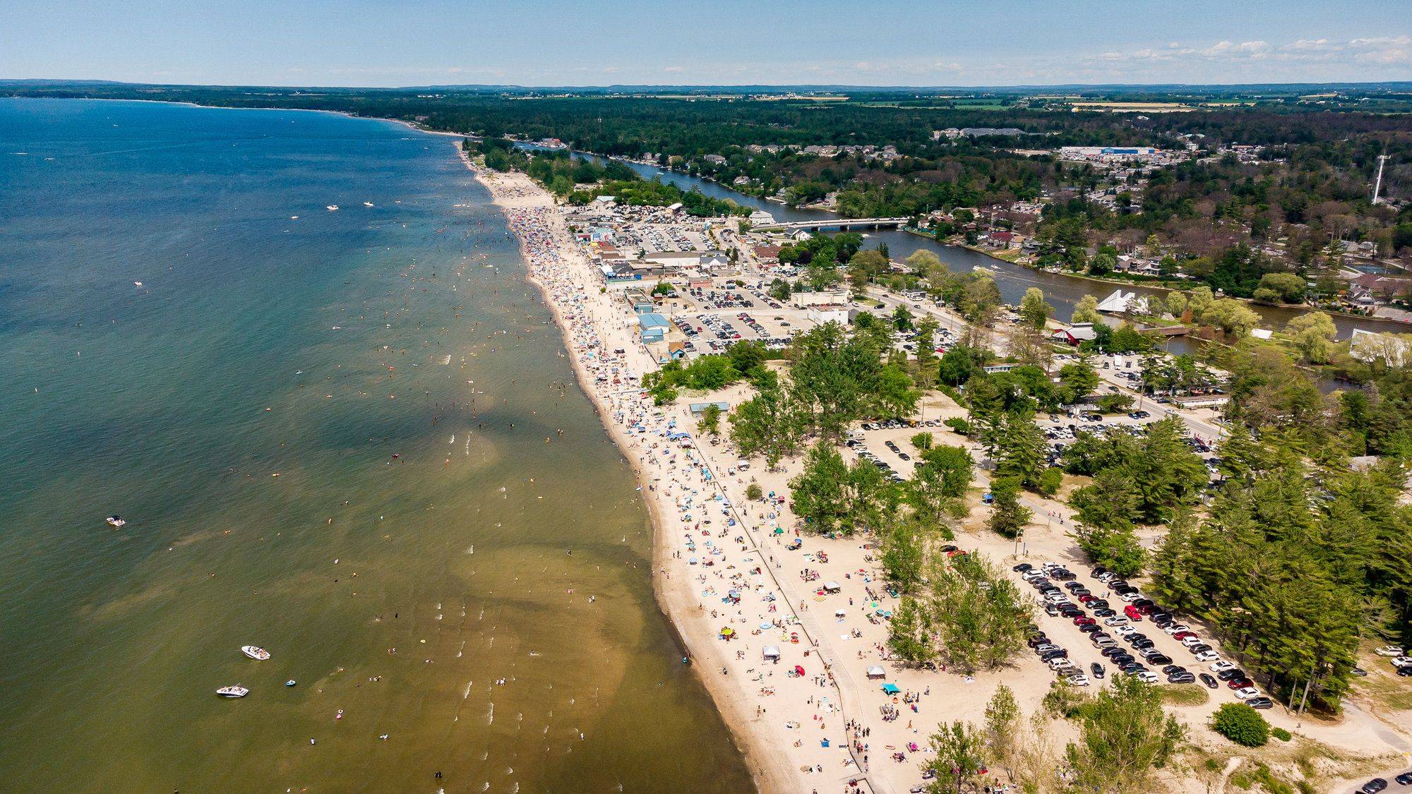 Wasaga Beach, ON L9Z 1S7,381 Zoo Park RD