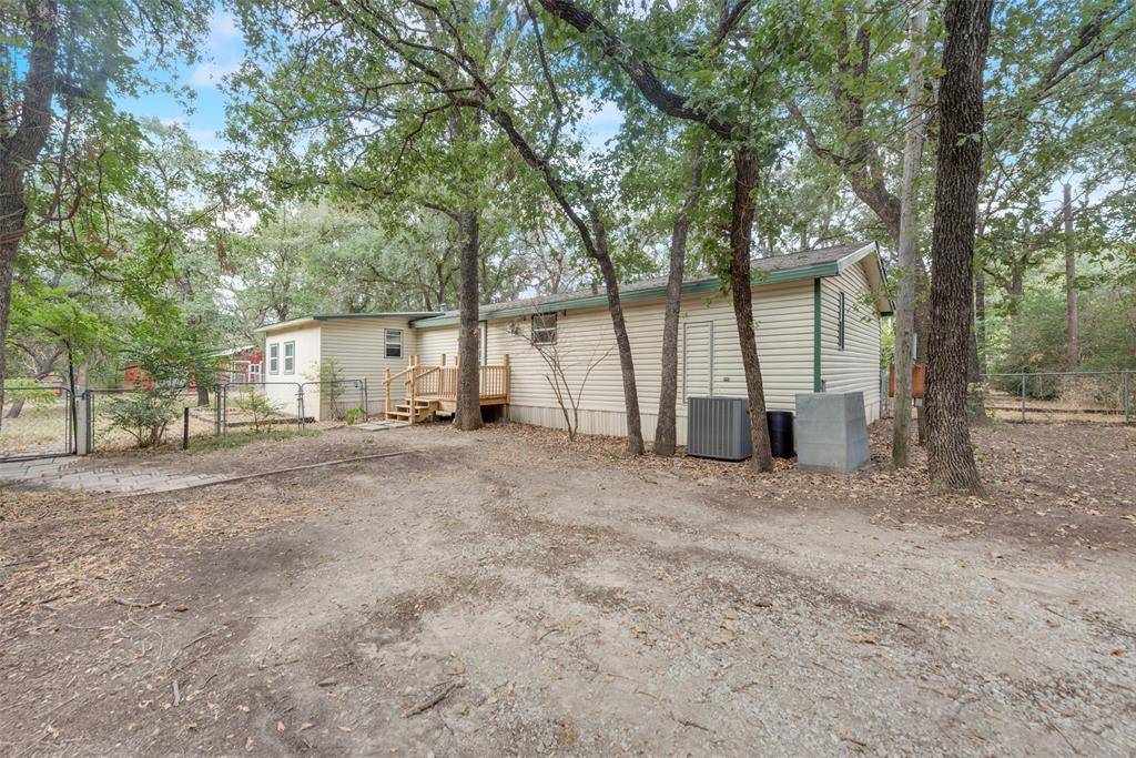 Azle, TX 76020,6056 Westwood Drive