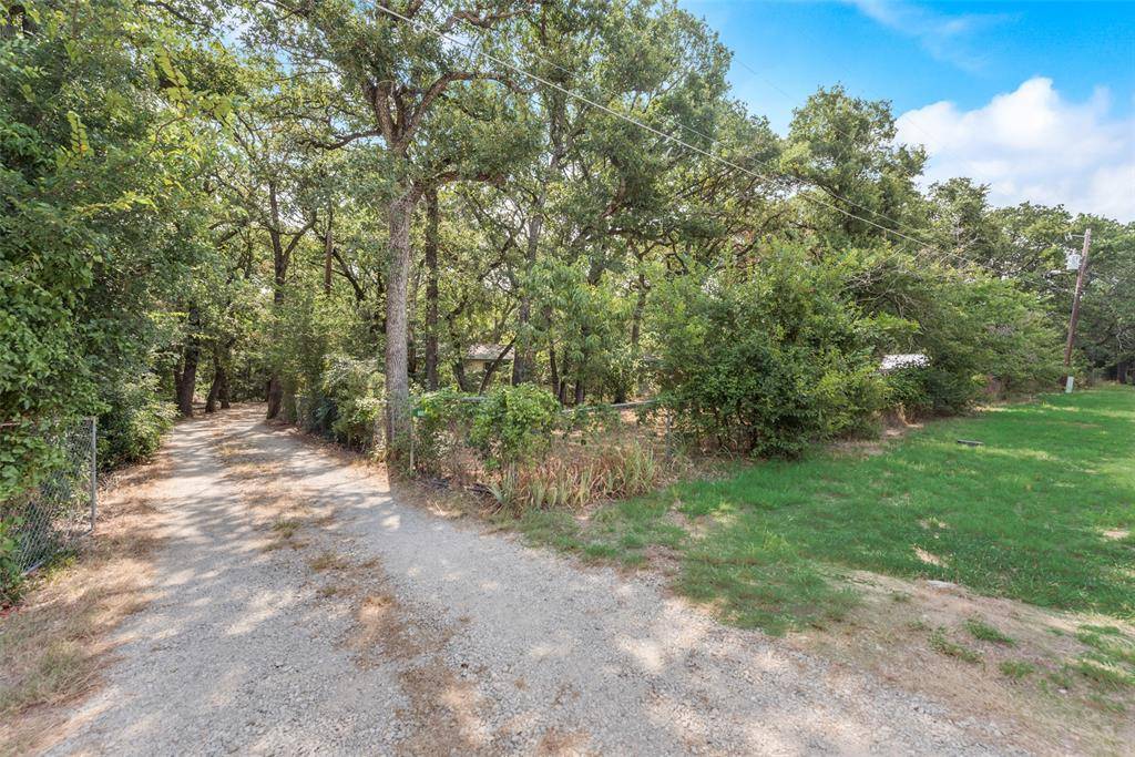 Azle, TX 76020,6056 Westwood Drive