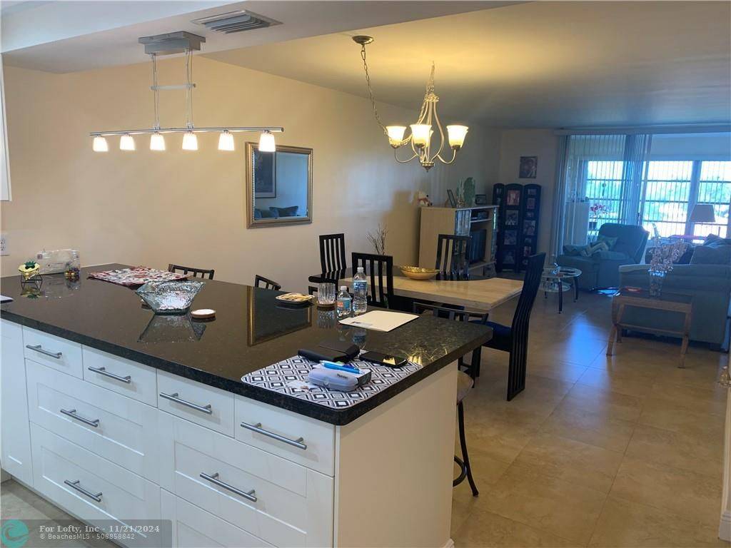 Margate, FL 33063,3251 Holiday Springs Blvd #406