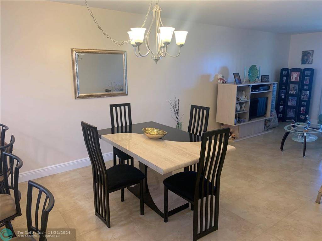 Margate, FL 33063,3251 Holiday Springs Blvd #406