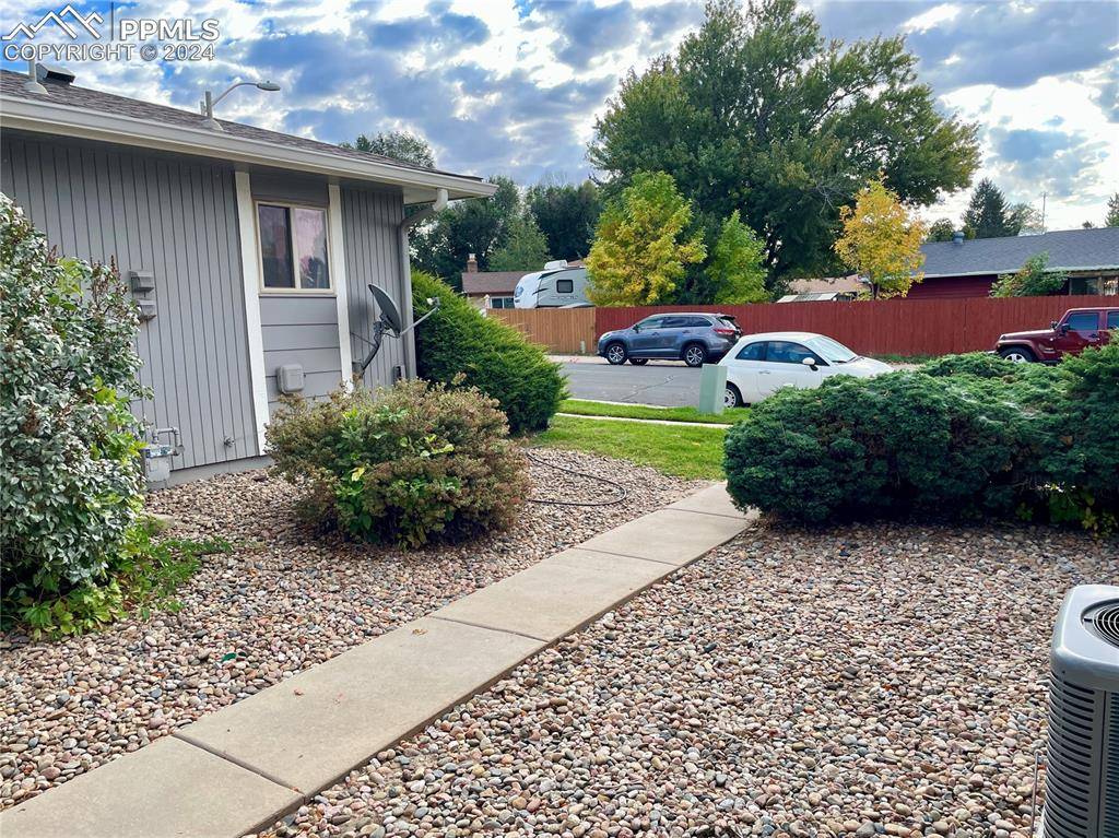 Colorado Springs, CO 80918,4702 Villa CIR #C