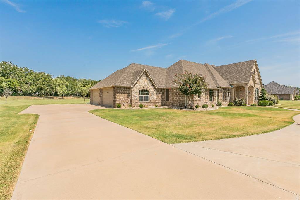 Granbury, TX 76048,2104 Yucatan Drive