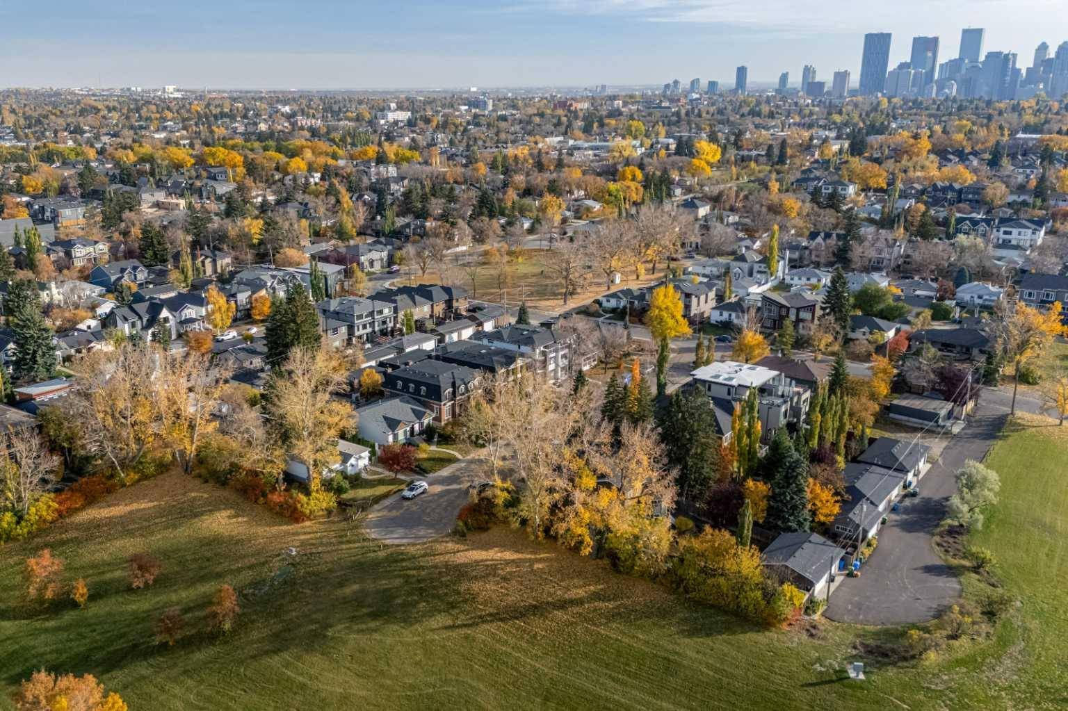 Calgary, AB T2M 3E2,3120 5A ST NW