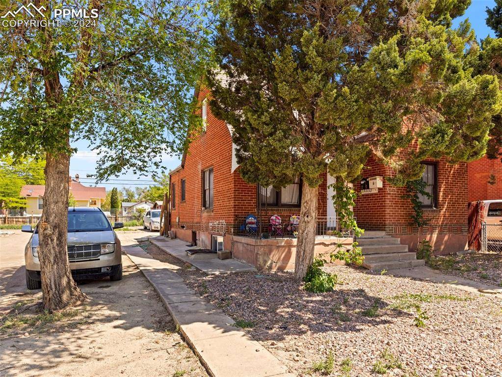 Pueblo, CO 81001,1109 E 8th ST