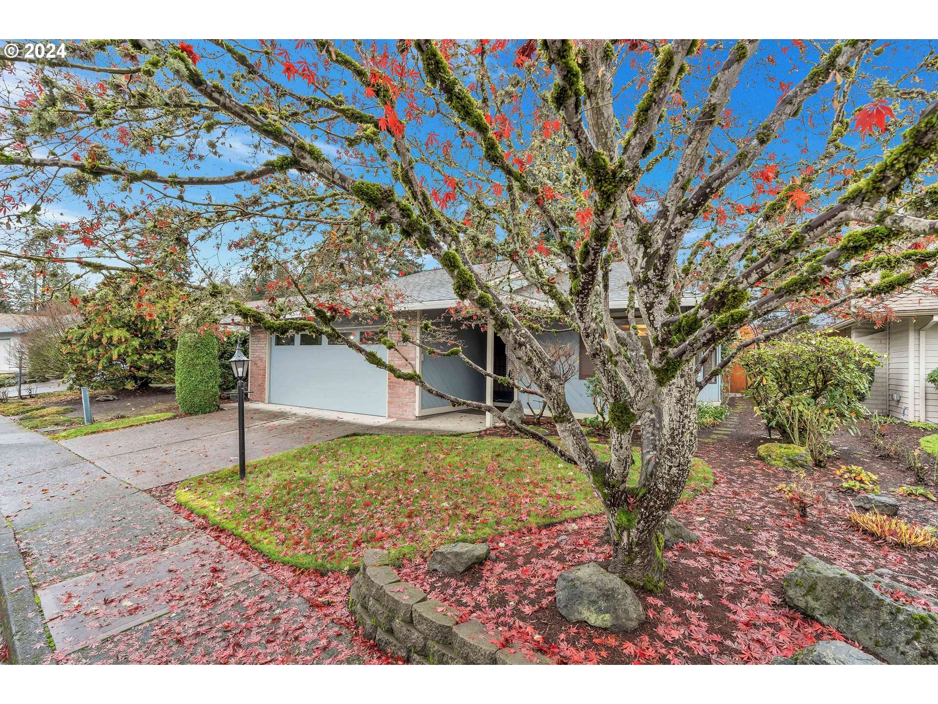 Tigard, OR 97224,10260 SW CENTURY OAK DR