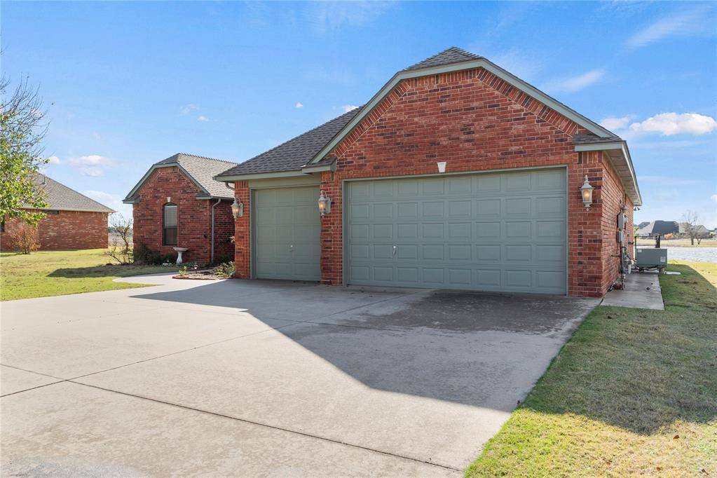 Yukon, OK 73099,10401 Sundance Drive