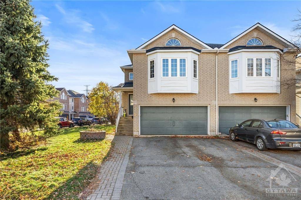 Kanata, ON K2L 4G9,51 CASTLE GLEN CRES