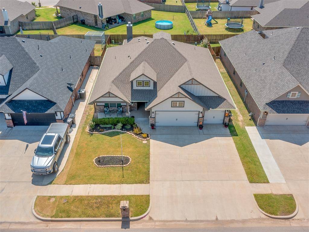 Moore, OK 73160,912 NE 34th Terrace