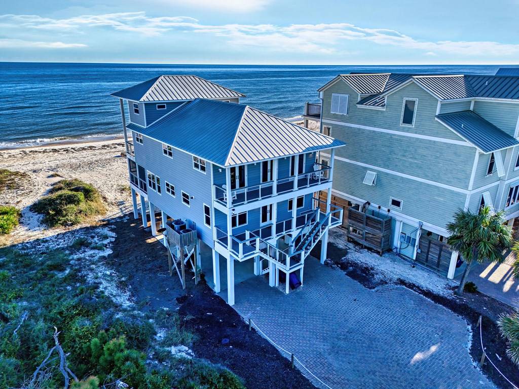 St. George Island, FL 32328,2242 Sailfish Dr