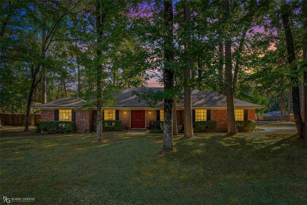 Haughton, LA 71037,8400 Dogwood Trail