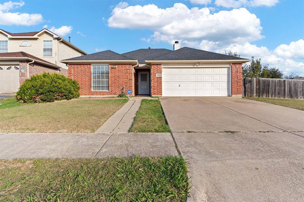 Arlington, TX 76010,2003 Shepherds Glen Lane