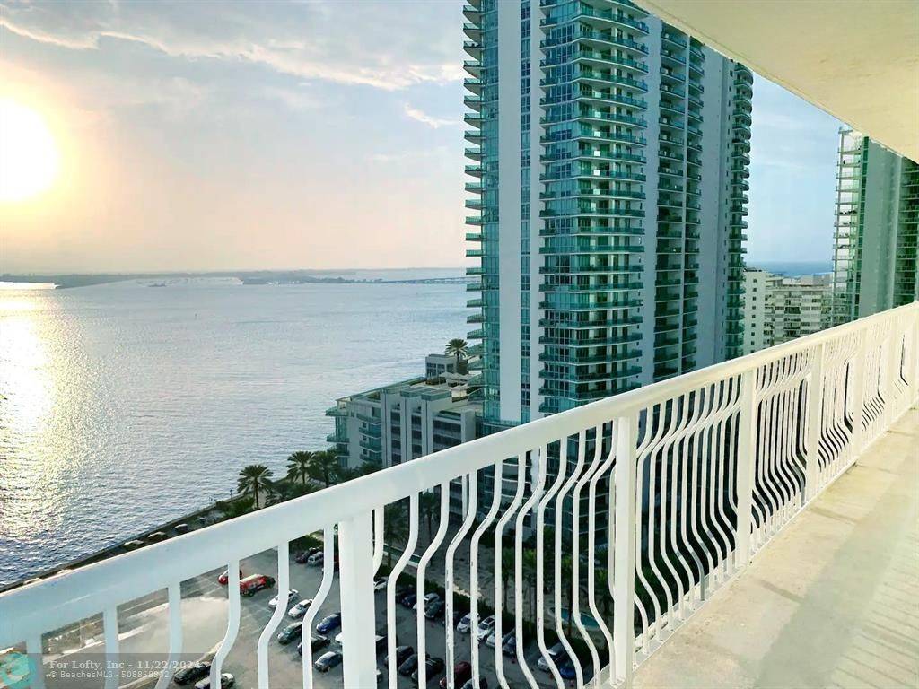 Miami, FL 33131,1200 Brickell Bay Dr  #1901