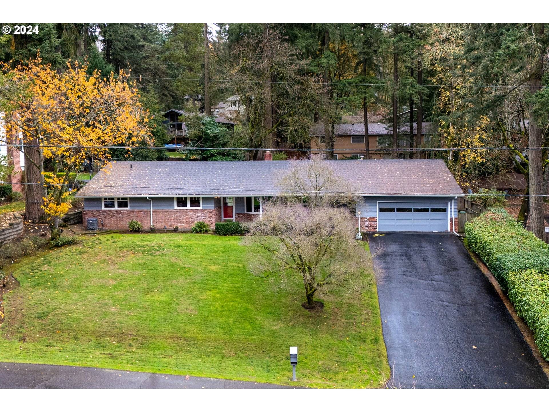 Lake Oswego, OR 97034,2820 DELLWOOD DR