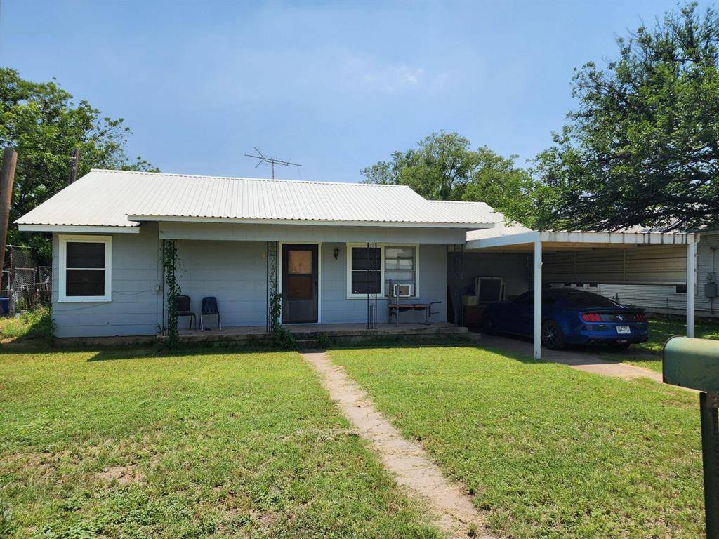 Winters, TX 79567,507 Tinkle Street