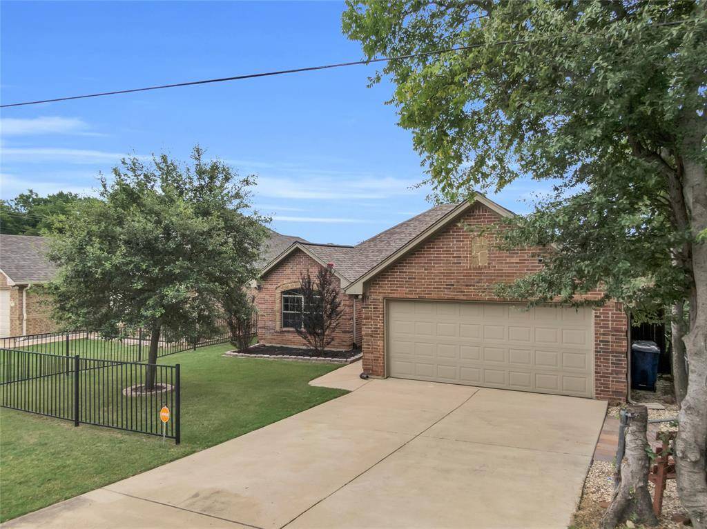 Kennedale, TX 76060,311 W 5th Street