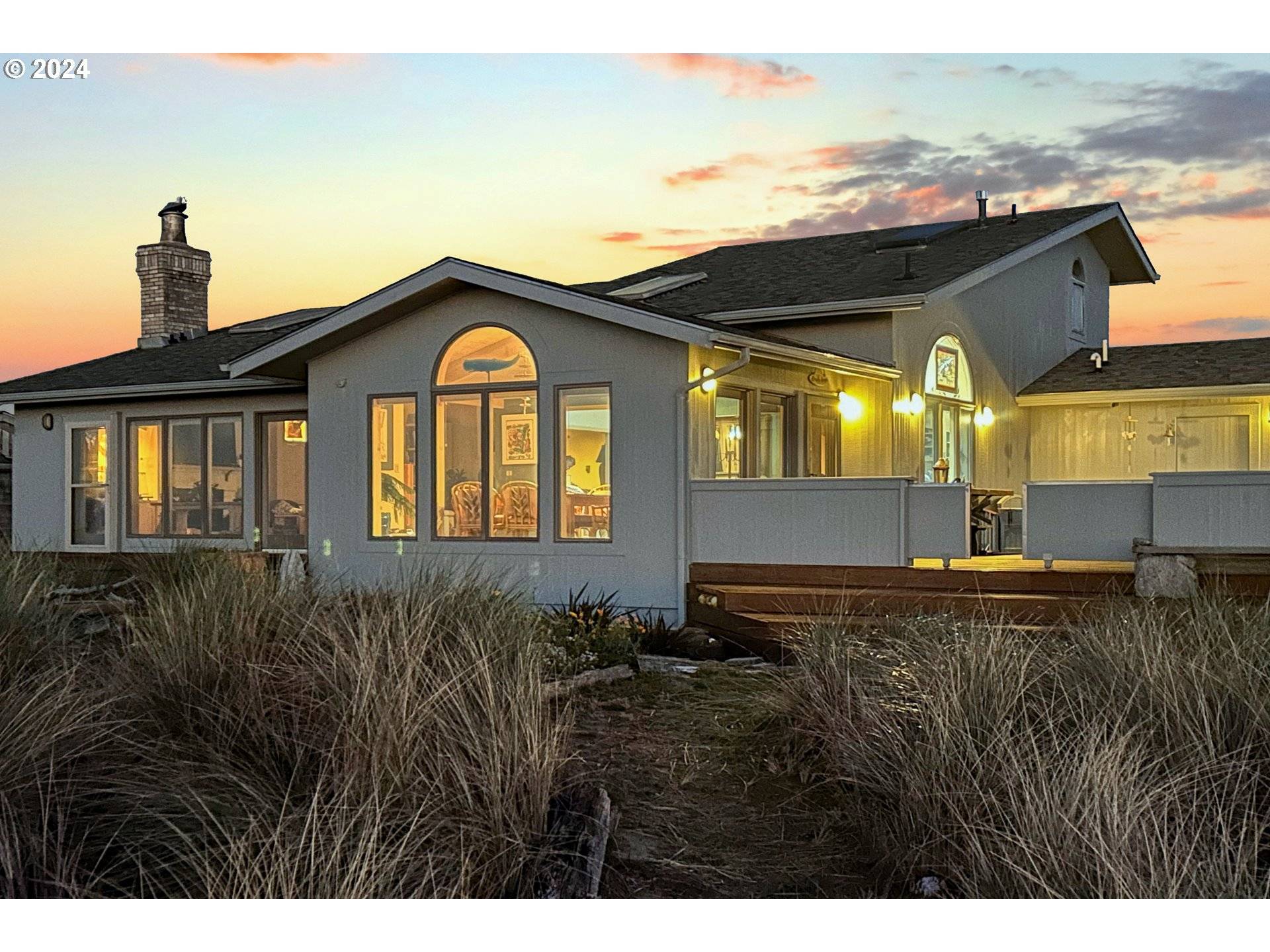 Gleneden Beach, OR 97388,329 SALISHAN DR