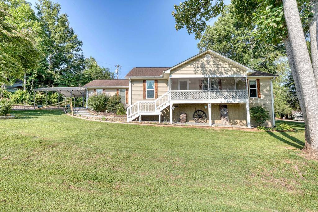 Hiawassee, GA 30546,814 BEECH COVE DR