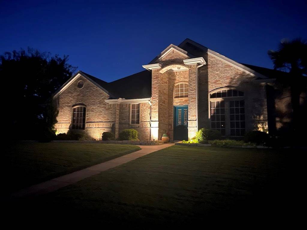 Kennedale, TX 76060,1325 Meadowview Drive